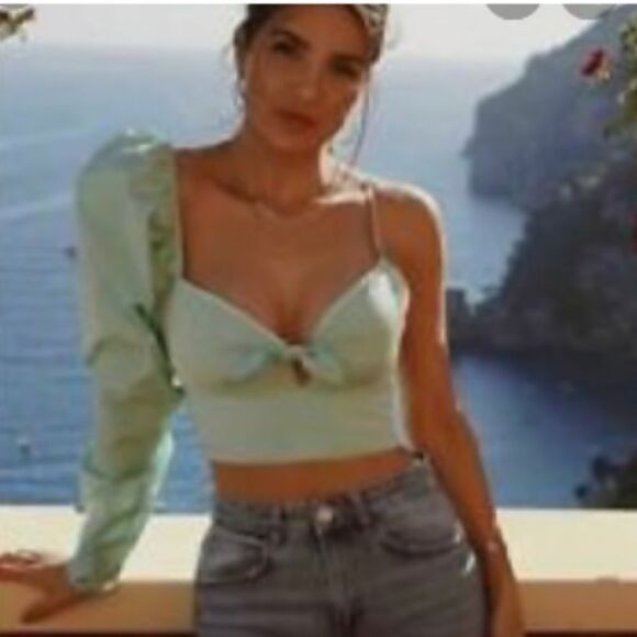 ZARA Limited Edition Puff Sleeve One Shoulder Crop Top Size Small - Picture 4 of 10